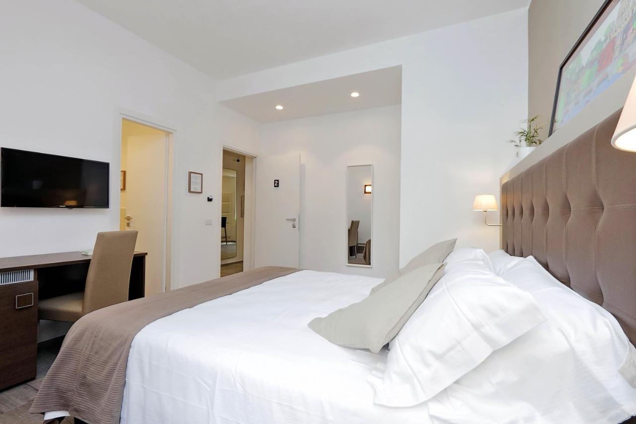 ローマ ビクトリー ルームズ Bed & Breakfast エクステリア 写真