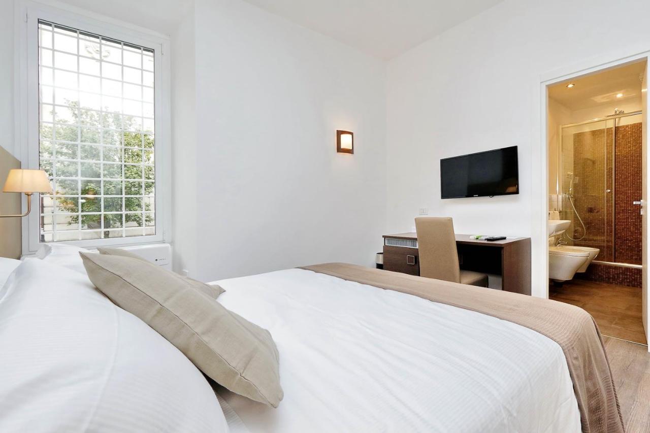 ローマ ビクトリー ルームズ Bed & Breakfast エクステリア 写真
